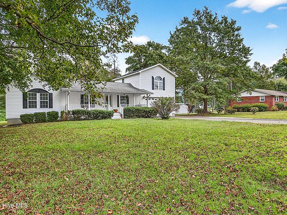 2nd image of 135 Linda Drive