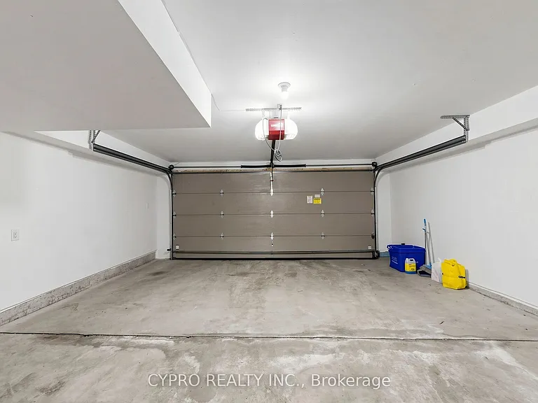 78 William Saville St — Photo 34