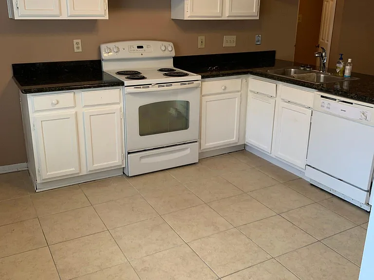5318 Park Lk — Photo 8