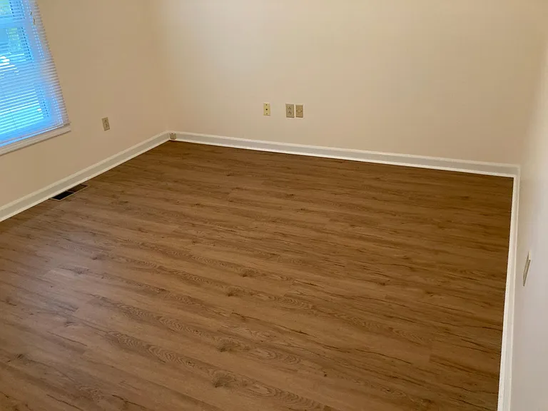 2510 Plymouth St — Photo 12