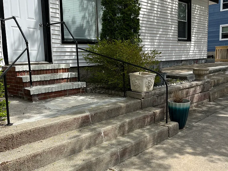 75 Main St #A — Photo 3