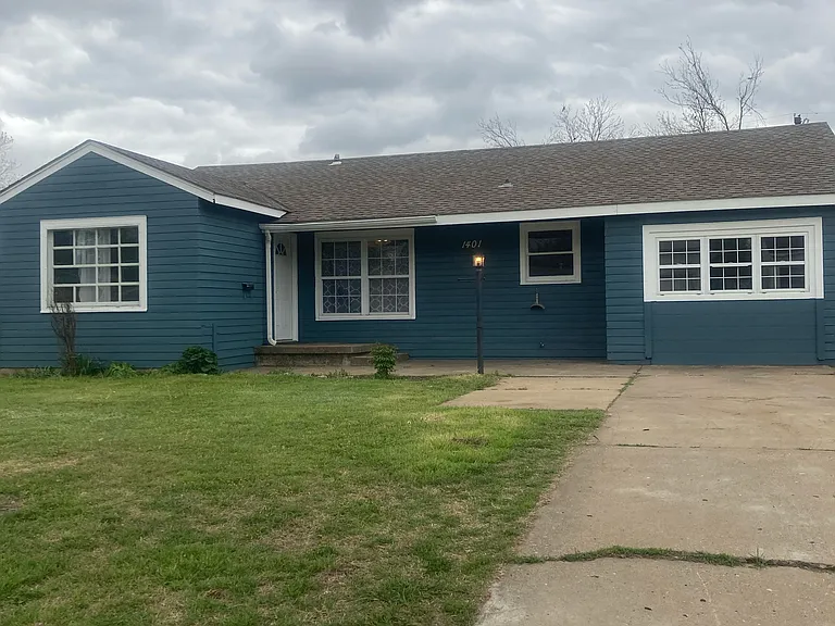 1401 Hite Blvd — Photo 1