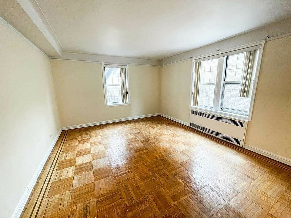 1st image of 111-14 76th Ave #517