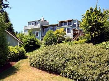 2nd image of 19960 Bluegrass Cir