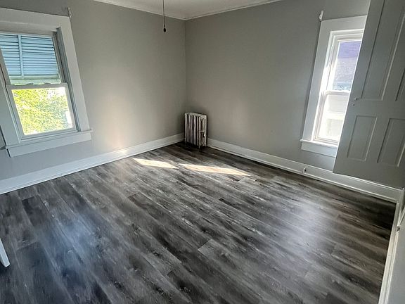 5th image of 611-613 13th Ave #2