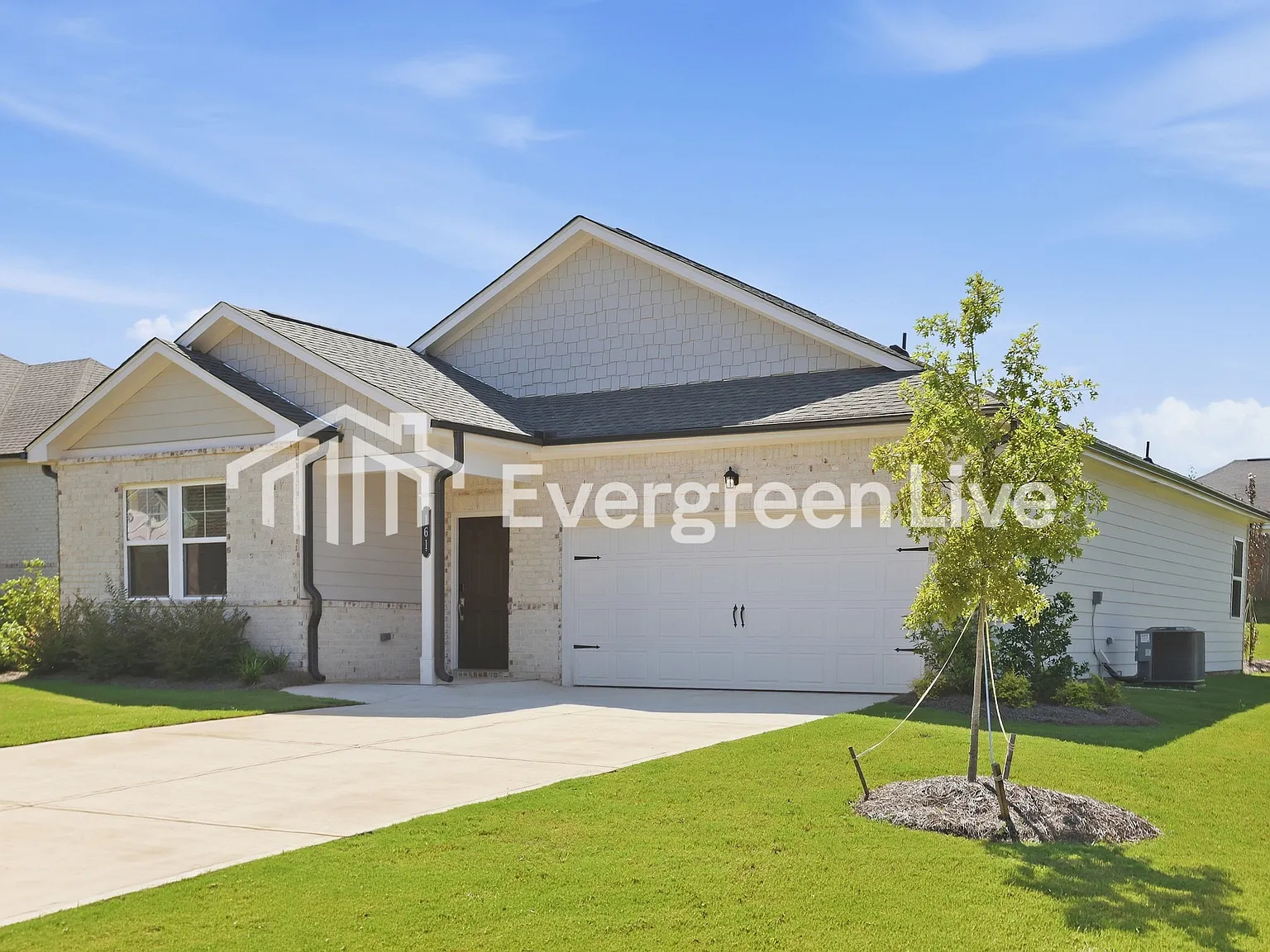 3 bed, 2.0 bath, 1605 sqft, $1,990 — Photo 2