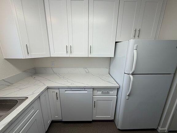 4th image of 9337 Musselman Dr APT 22