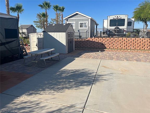 3rd image of 840 Oriole Way #220