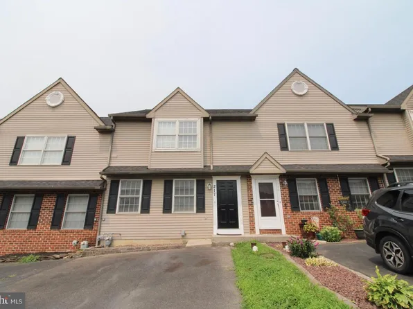 217 Quaking Aspen Ln, Marietta, PA 17547