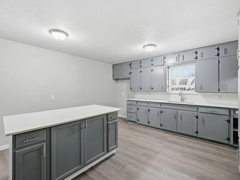2721 Ash Park Dr — Photo 16