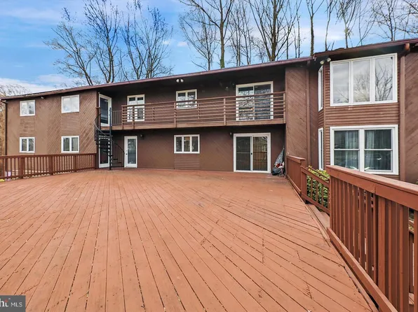1000 Rollins Ave, Capitol Heights, MD 20743