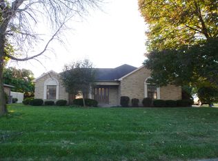 1953 Winterglen Ct, Dayton, OH 45432