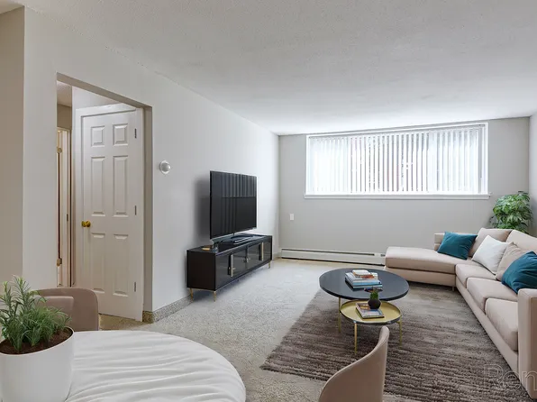 Pine Tree Park Apartments