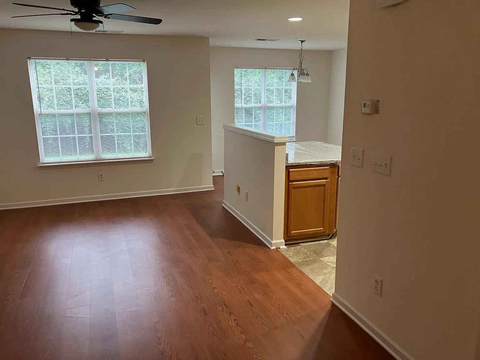 2 bed, 2.5 bath, 1250 sqft, $1,700 — Photo 2