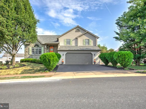 534 High Point Dr, Denver, PA 17517