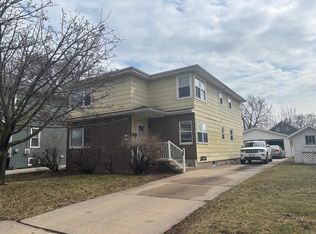 919 Bismarck Ave, Oshkosh, WI