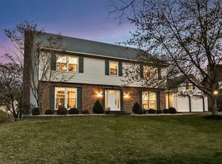 1864 Chamfers Farm Ct, Chesterfield, MO