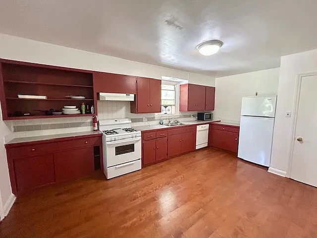 3410 Parkside Drive - 1 — Photo 4