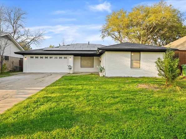 2825 Lawrence St, Irving, TX 75061