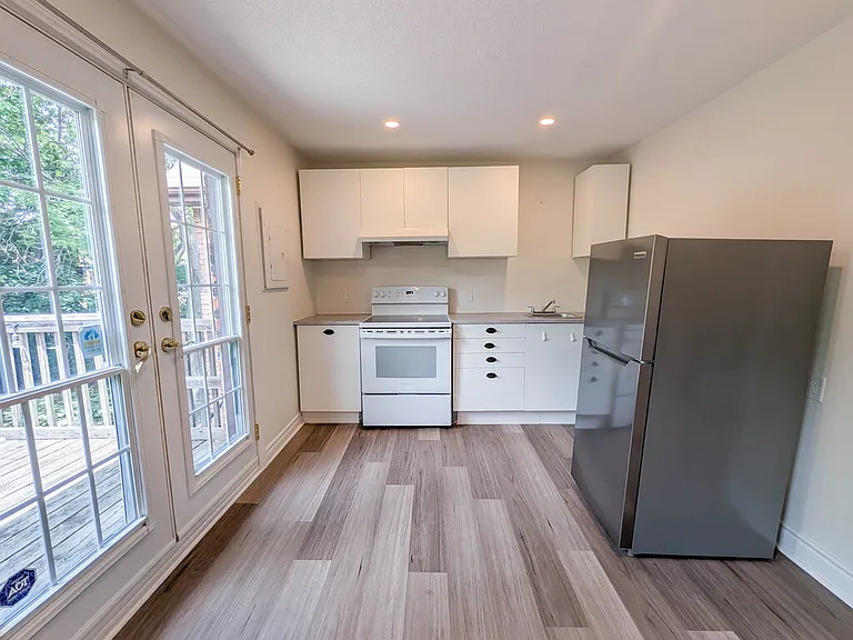 204 Sanford Ave S #L282H2 — Photo 5