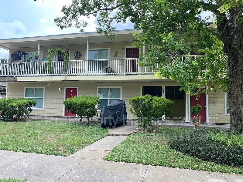1 bed, 1.0 bath, 659 sqft, $725 — Photo 1