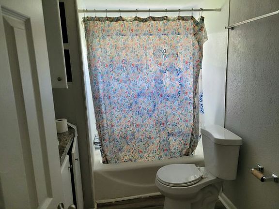 5th image of 11211 E Bay Rd #4