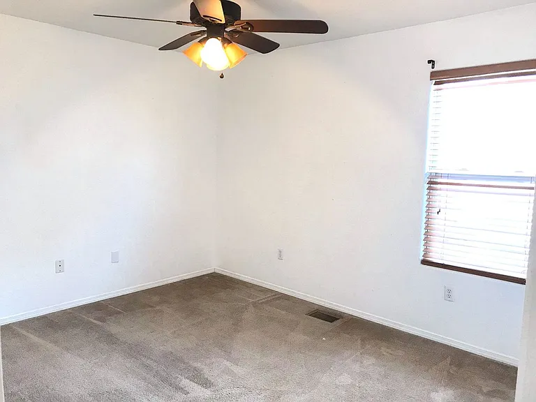 3612 Clear Creek Rd NE — Photo 20