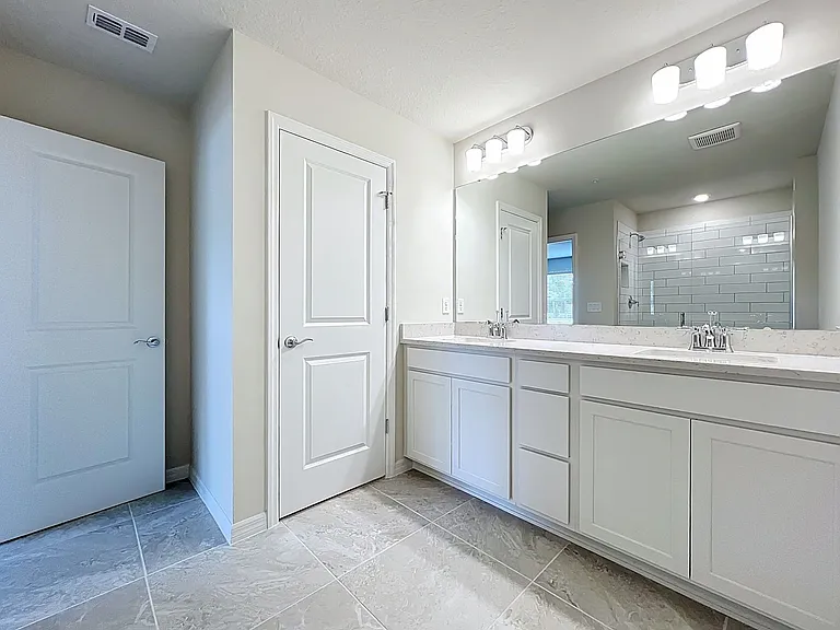 431 Meadowland Point — Photo 40