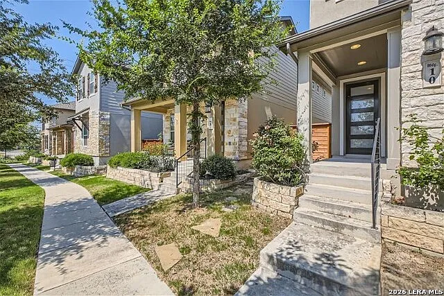 4 bed, 3.0 bath, 2040 sqft, $2,900 — Photo 2