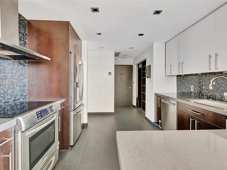 11111 Biscayne Blvd #9B-928 — Photo 3