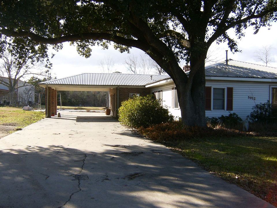 2nd image of 5912 Carlyss Dr