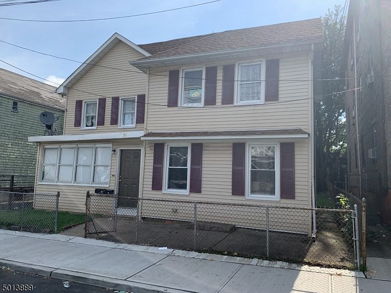 1st image of 70 N Day St