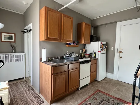 149 Strathmore Rd #6, Brighton, MA 02135