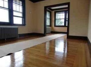 1 Beach St, Staten Island, NY 10304