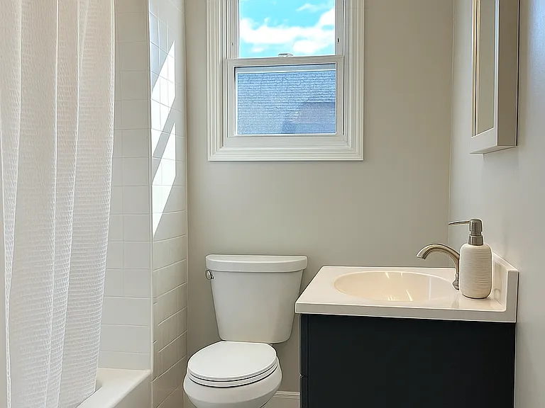 246 Academy St #3 — Photo 4