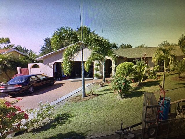 1st image of 1580 SE Crowberry Dr
