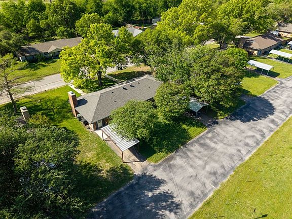 3rd image of 3302 Keller Rd