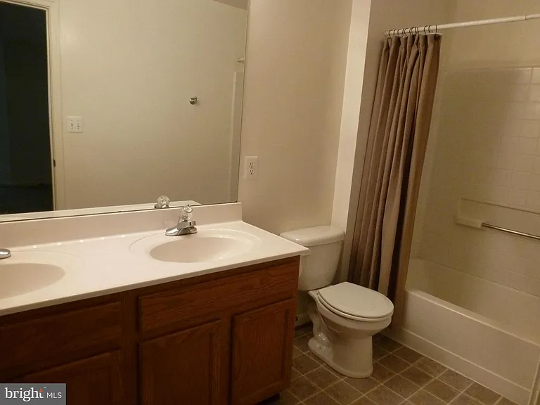 2026 Gov Thomas Bladen Way #301 — Photo 18