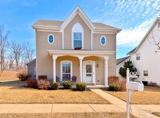 324 Hawks View Dr, O'Fallon, MO 63368