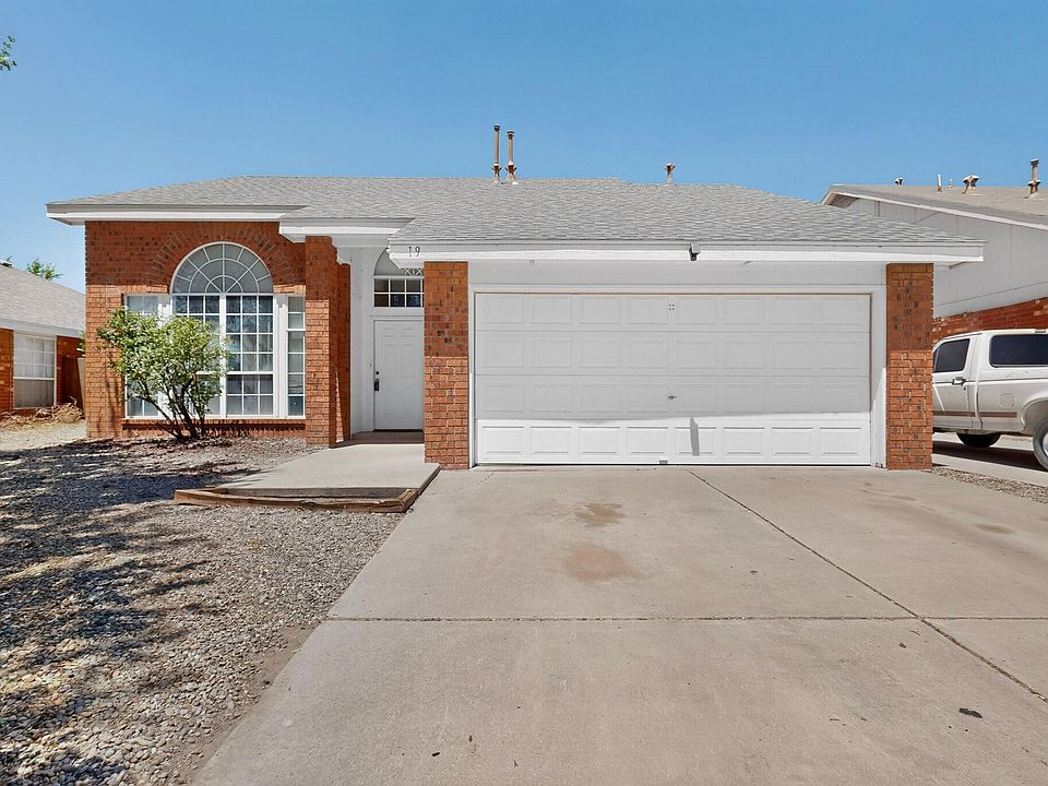 1st image of 19 Buckbrush Pl