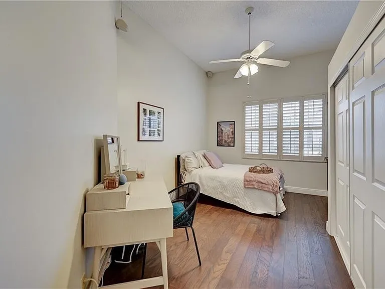 8171 Hampton Wood Dr — Photo 20