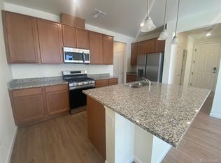 6153 N Ceylon St BUILDING 8-201, Denver, CO 80249