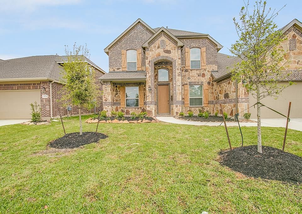 1st image of 22718 Cosburn Ln