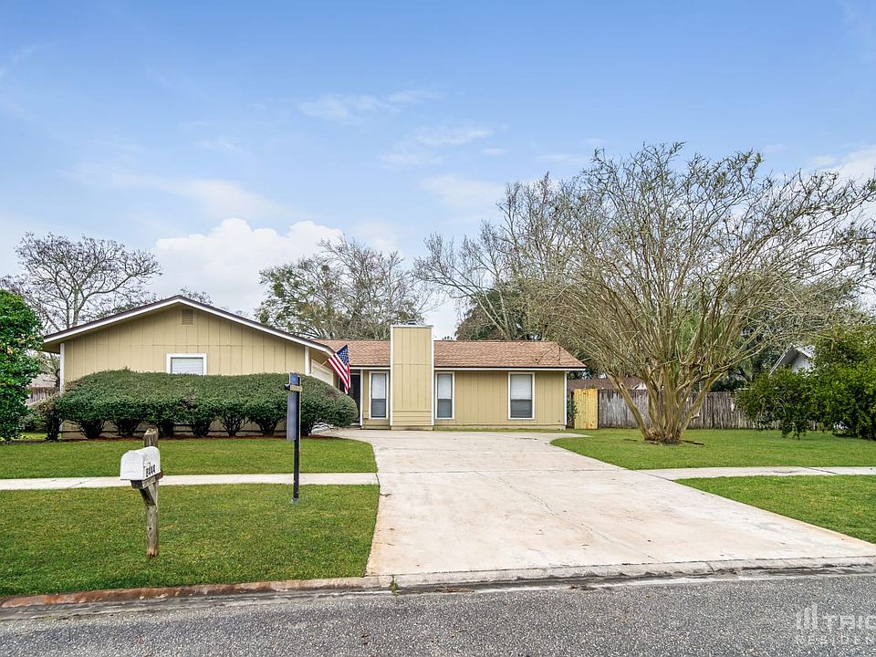 1st image of 8444 Bottlebrush Ct
