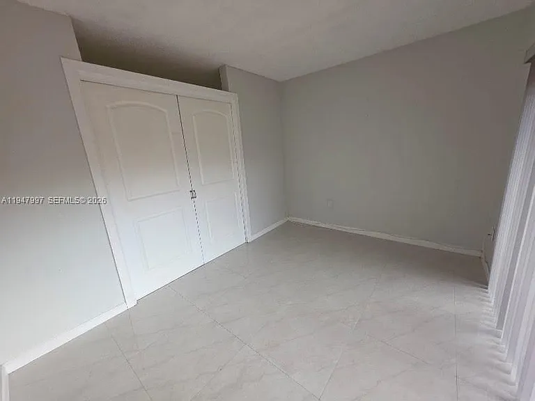 810 SW 129th Pl #206 — Photo 7