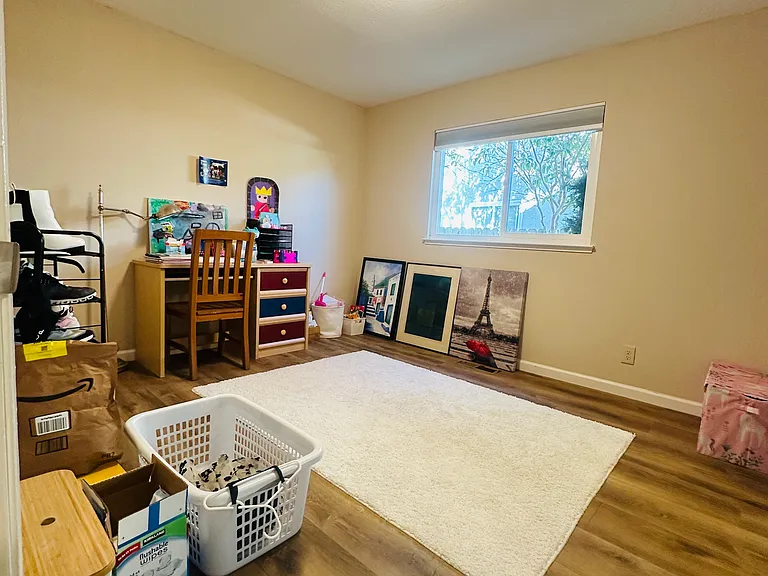 1465 Madrone Way — Photo 22