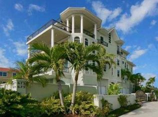 675 Beach Rd, Sarasota, FL 34242