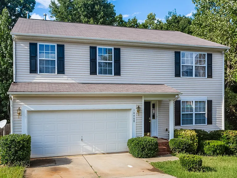 10408 Sparrow Springs Ln — Photo 4