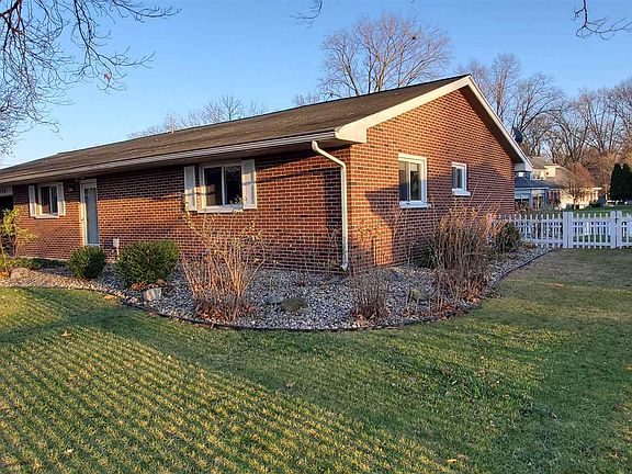3rd image of 55658 Eberly Pl