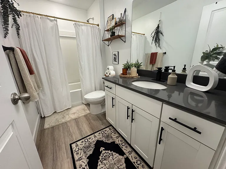 Upstairs guest bathroom.